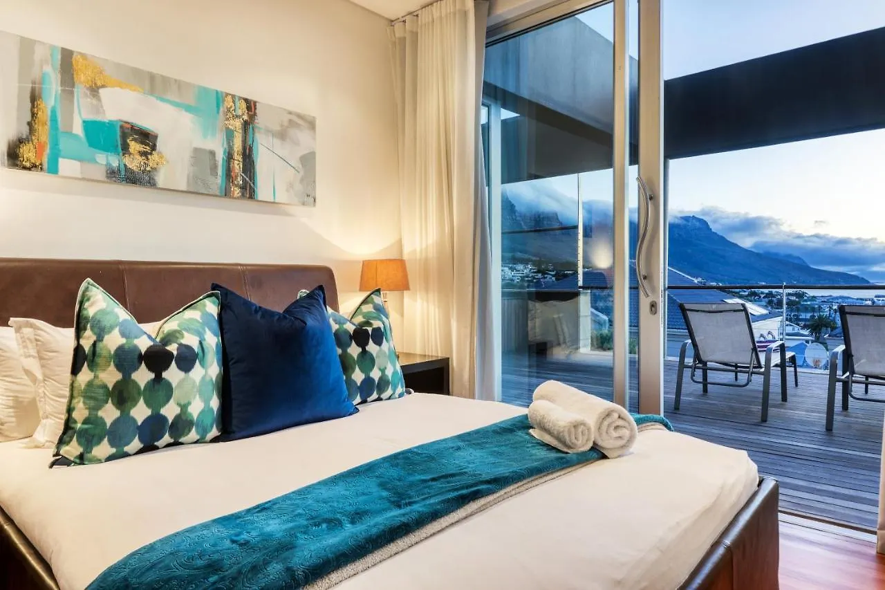 Villa Strathmore House Cape Town