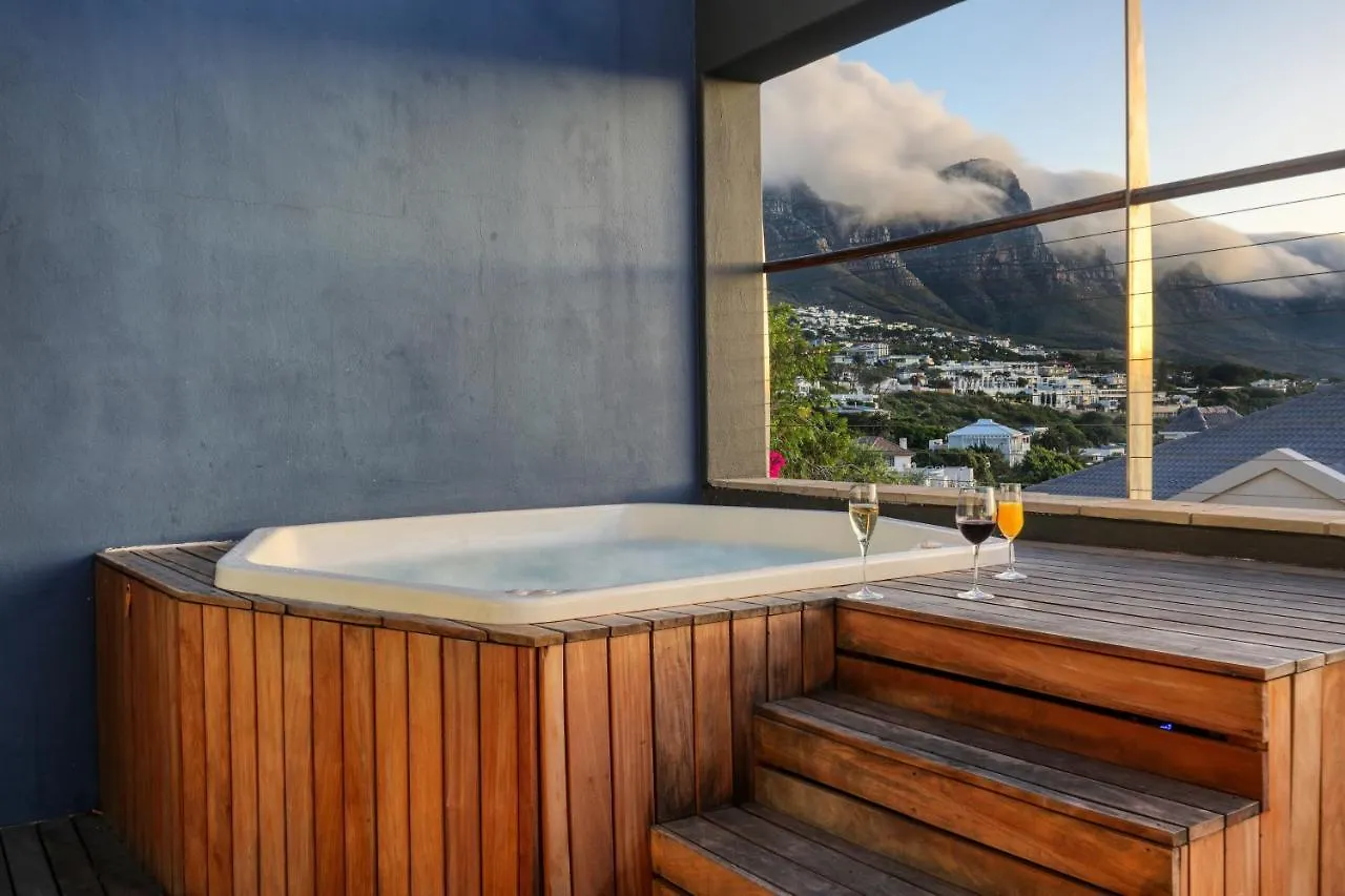 Strathmore House Cape Town 0*,